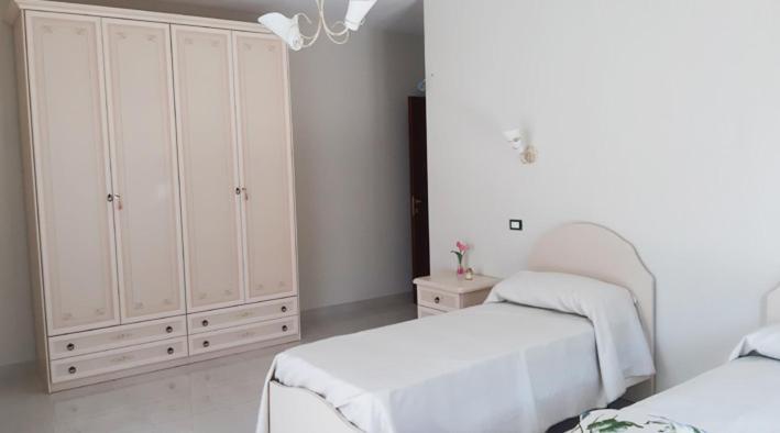 Domus In Fonte Bed & Breakfast Scafati Bagian luar foto