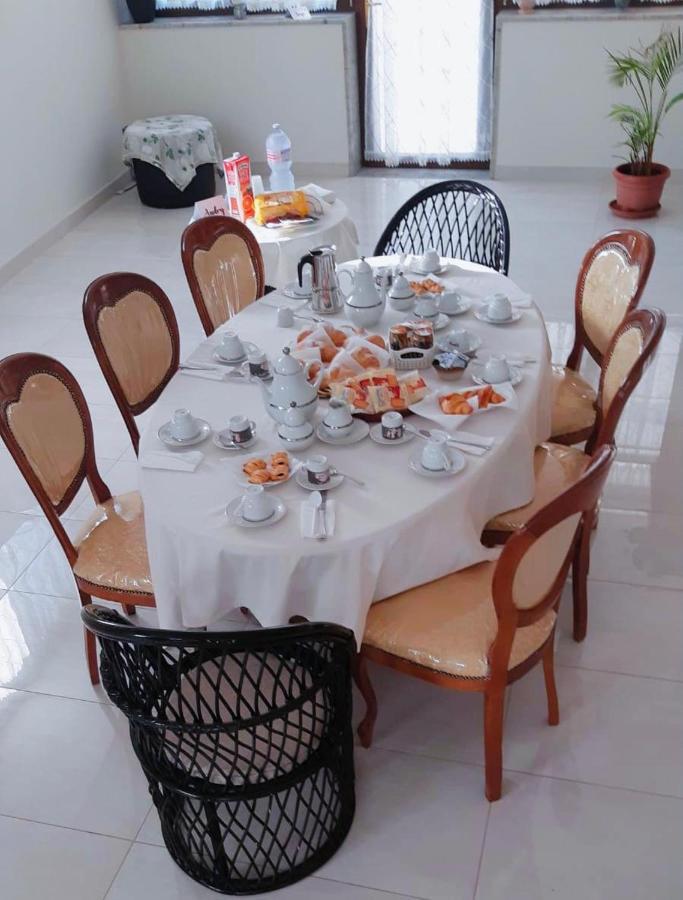 Domus In Fonte Bed & Breakfast Scafati Bagian luar foto