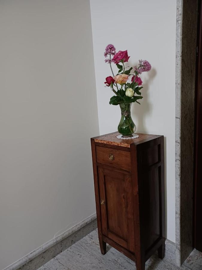 Domus In Fonte Bed & Breakfast Scafati Bagian luar foto